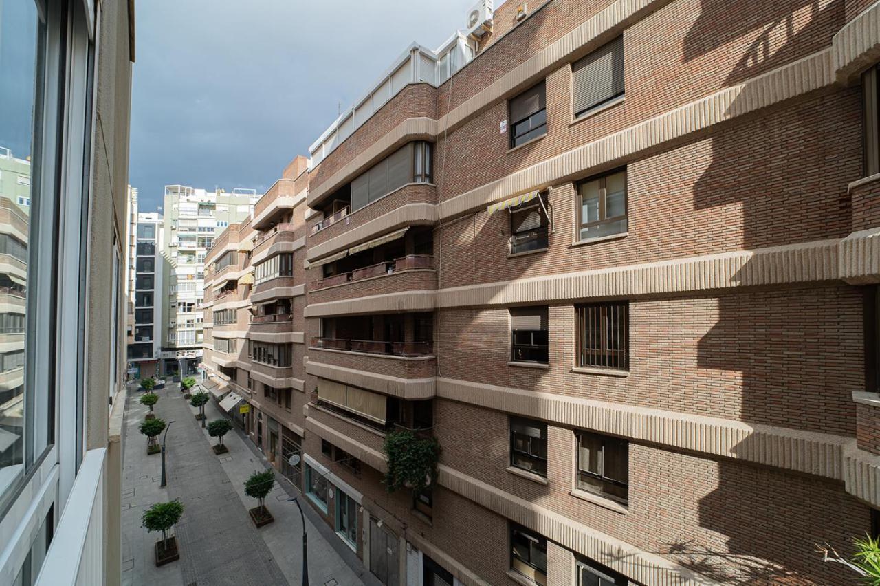 Expoholidays - General Tamayo Parking Gratis Алмерия Екстериор снимка